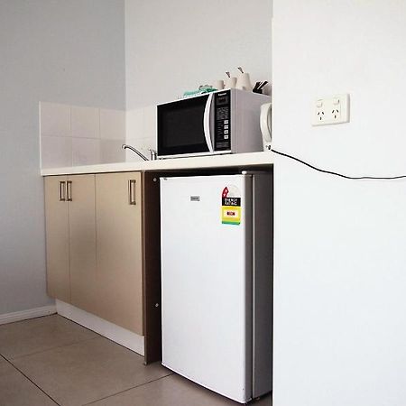 Springwood Motor Inn Екстер'єр фото