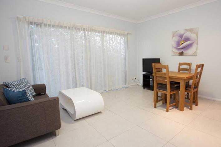 Springwood Motor Inn Екстер'єр фото