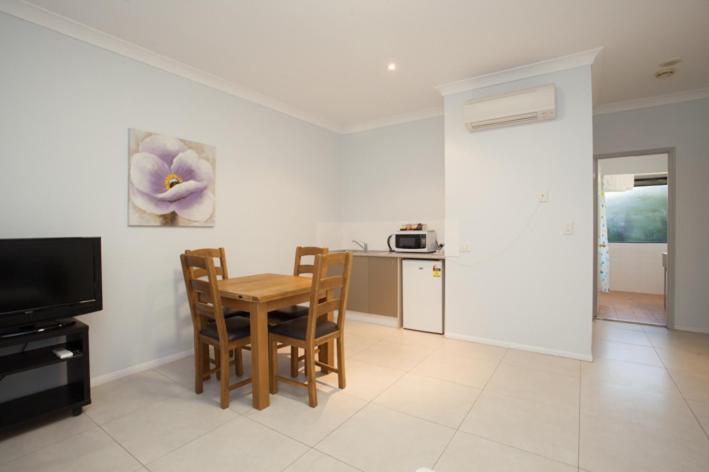 Springwood Motor Inn Екстер'єр фото