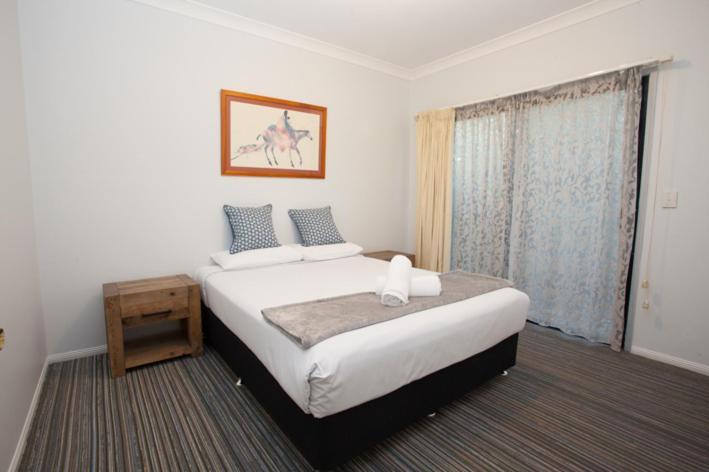 Springwood Motor Inn Екстер'єр фото
