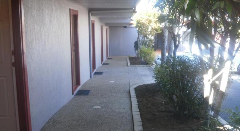 Springwood Motor Inn Екстер'єр фото
