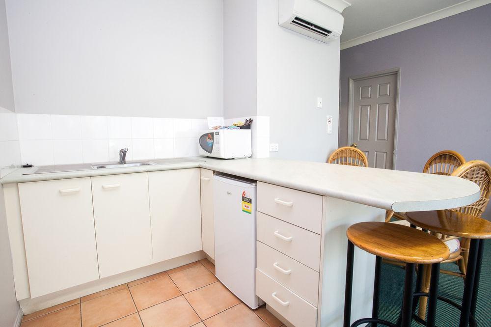 Springwood Motor Inn Екстер'єр фото