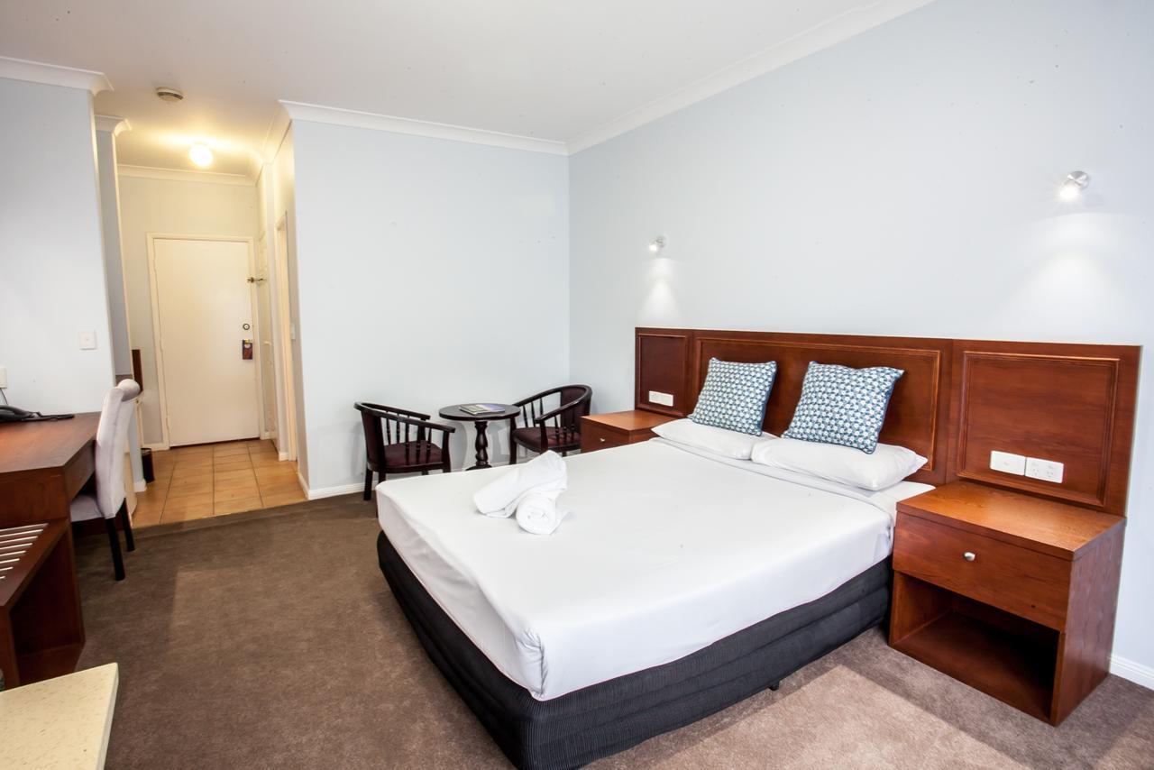 Springwood Motor Inn Екстер'єр фото