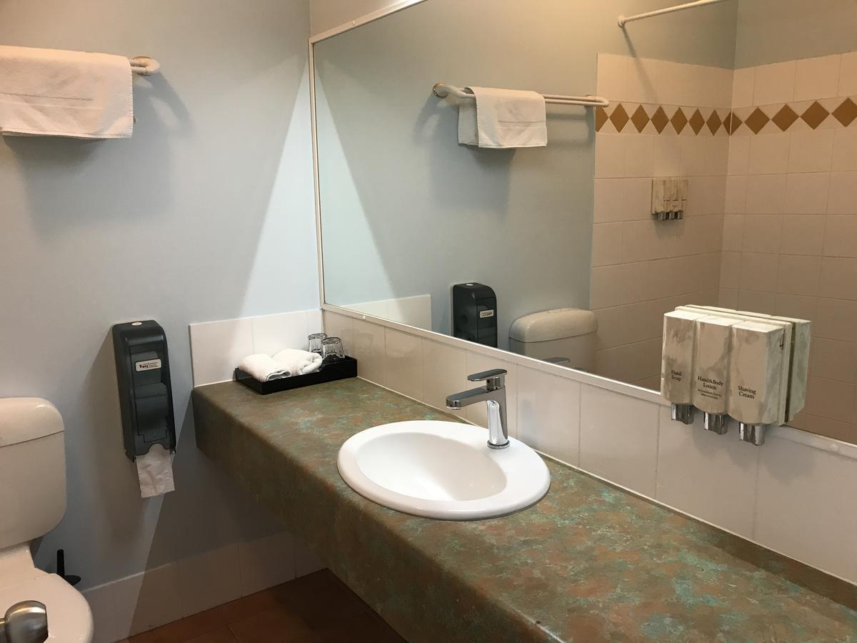 Springwood Motor Inn Екстер'єр фото