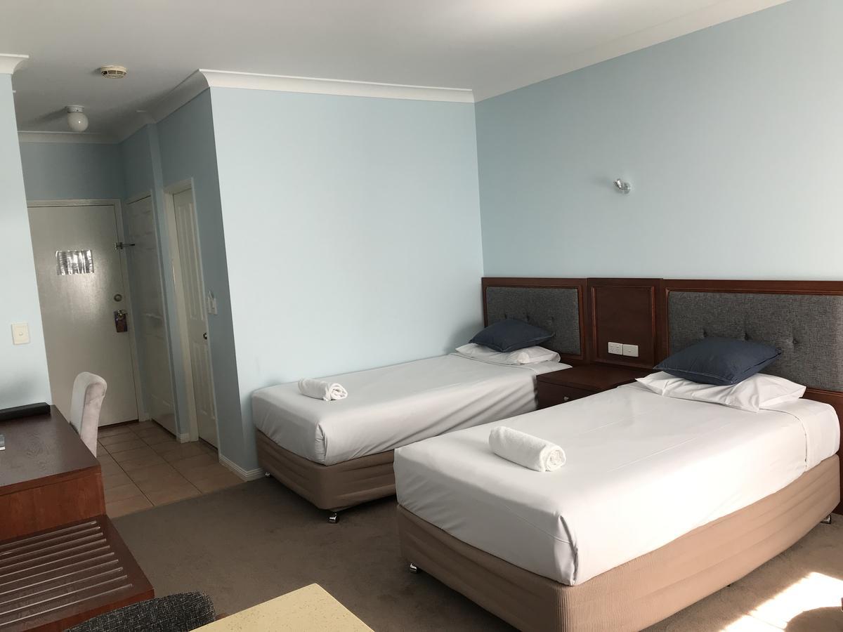 Springwood Motor Inn Екстер'єр фото
